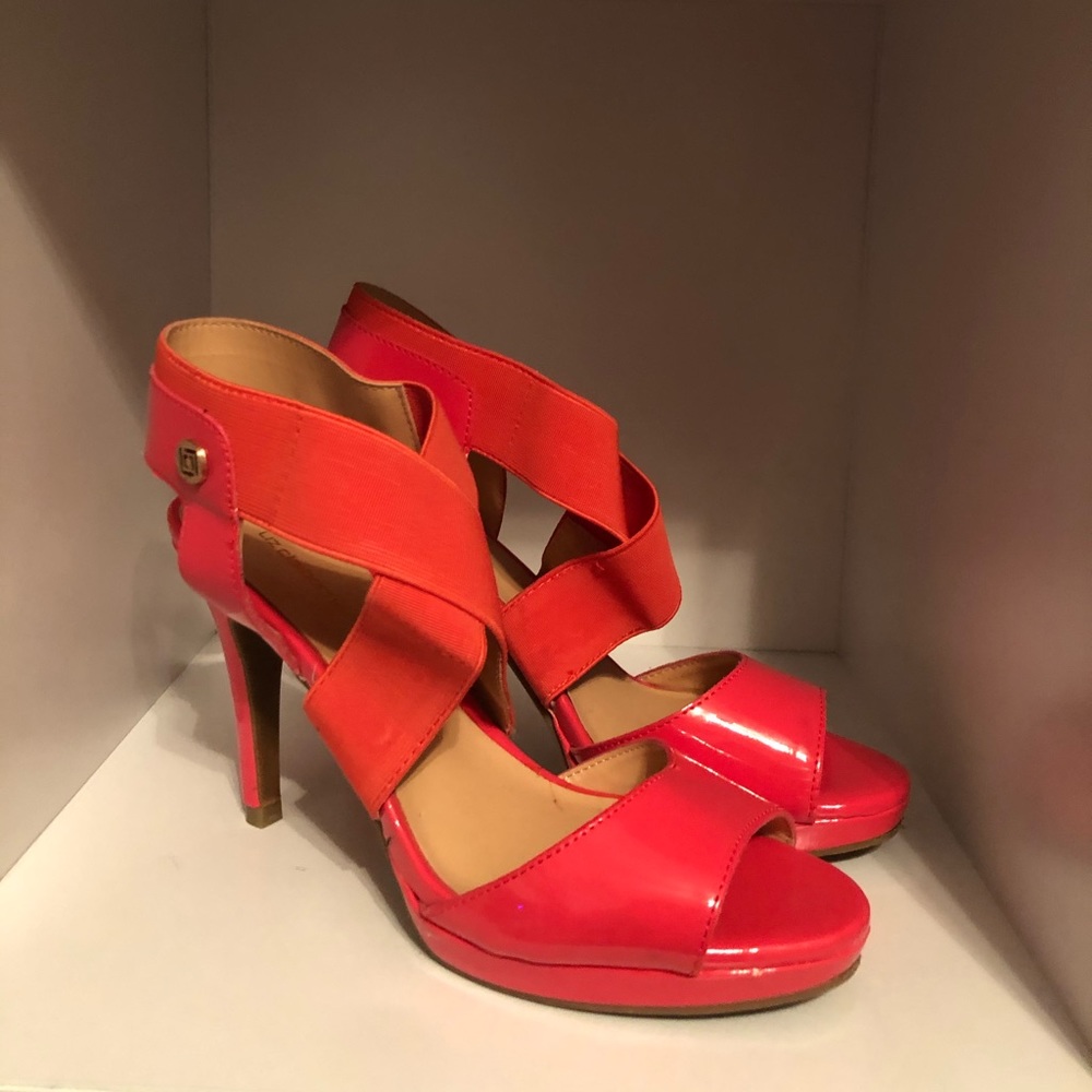 Liz Claiborne Coral Heels
